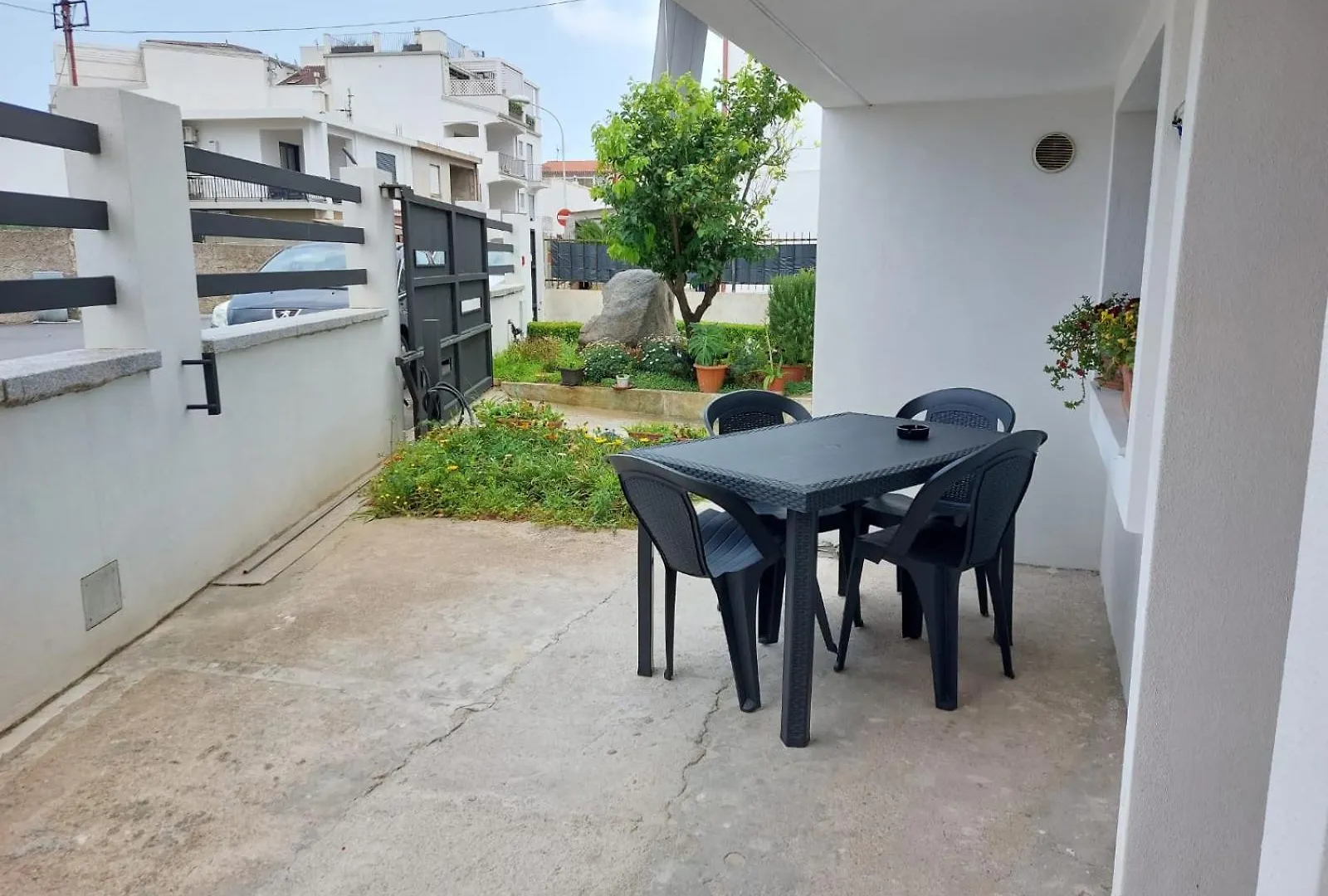 Incantos Charme B&B & Apartment联系方式